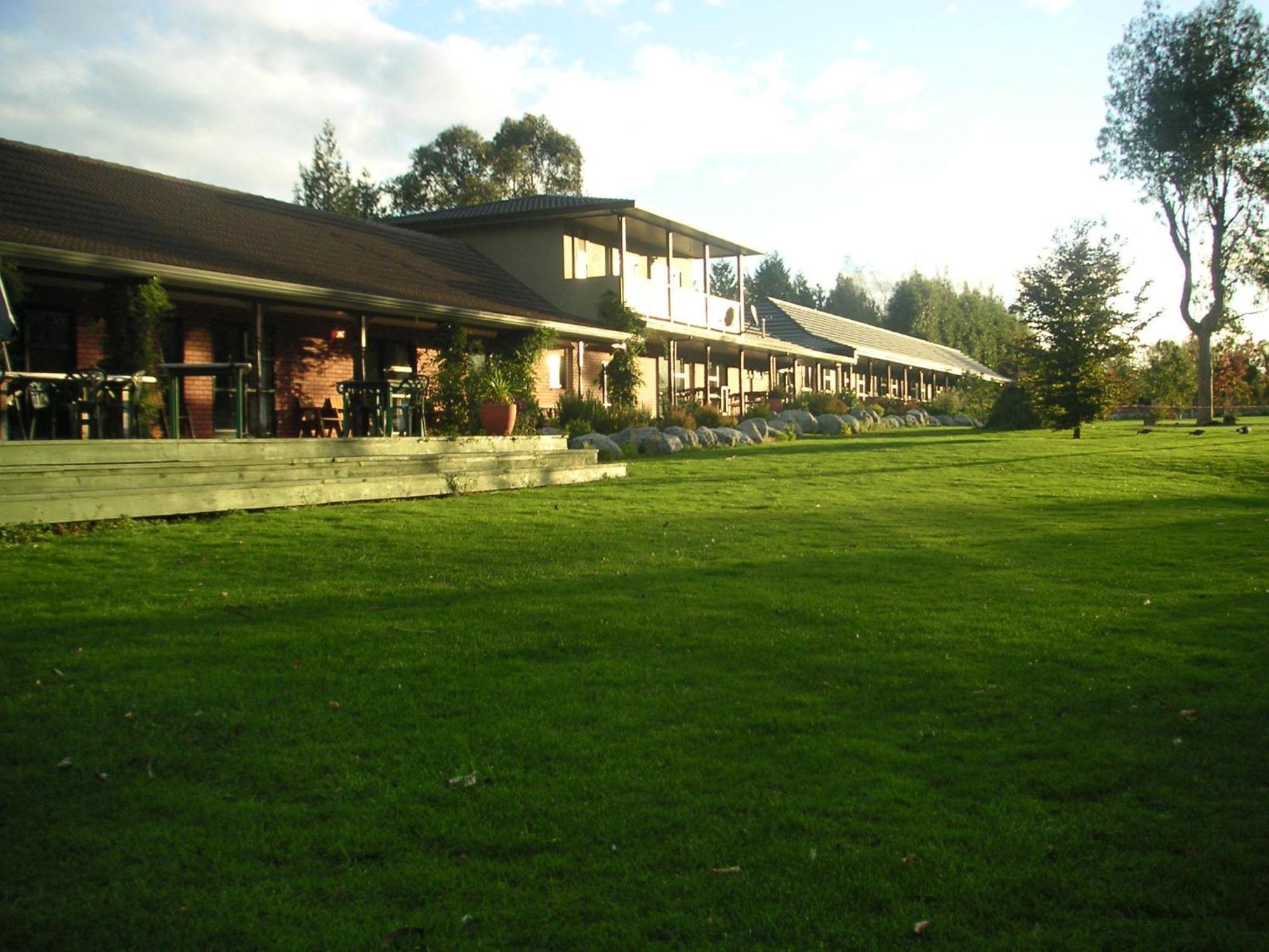 Donegal House Hotel Kaikoura Exterior photo